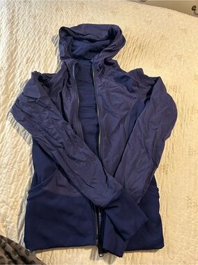 Lululemon Women's Navy Hooded Zip Jacket